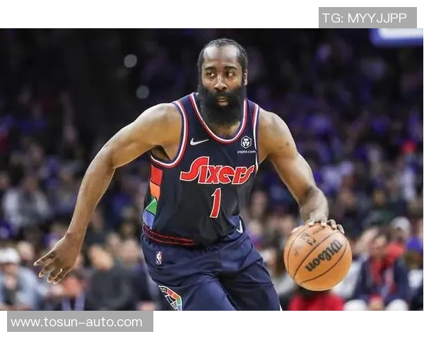 76人队力克猛龙队：恩比德哈登引领团队协作逆转连败阴霾